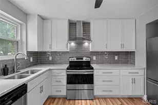 2956 Andover Dr, Saint Louis, MO 63121 - Photo 15