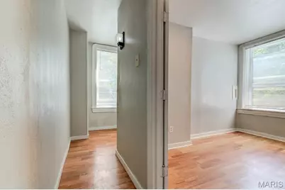 3745 Pennsylvania Avenue, Saint Louis, MO 63118 - Photo 15