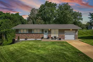4505 Stallard Ct, Oakville, MO 63129 - Photo 1