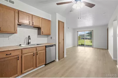 4233 Heritage Woods Drive #C, Saint Louis, MO 63129 - Photo 9