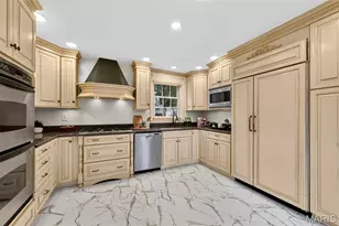 38 Tulip Dr, Webster Groves, MO 63119 - Photo 17