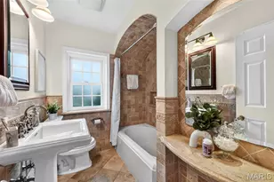 38 Tulip Dr, Webster Groves, MO 63119 - Photo 27