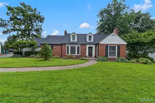 38 Tulip Dr, Webster Groves, MO 63119 - Photo 3