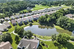 1061 Silo Bend Dr, Wentzville, MO 63385 - Photo 11