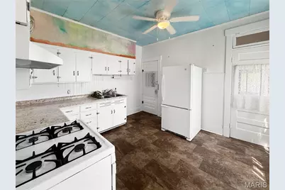 310 N Fifth, Hannibal, MO 63401 - Photo 5