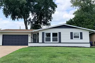 2125 Crane Dr, Florissant, MO 63031 - Photo 1