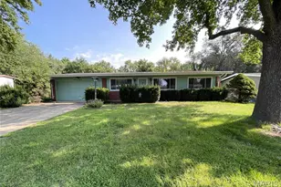 2385 Palomino Ln, Florissant, MO 63033 - Photo 1