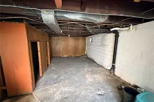 326 Midridge Dr, Saint Louis, MO 63137 - Photo 13