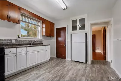 613 Waller Avenue, Lemay, MO 63125 - Photo 9