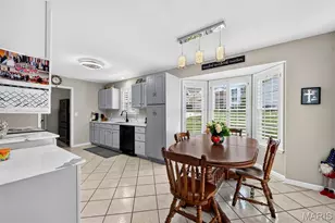 2417 S Lakeridge Ct, Lake Saint Louis, MO 63367 - Photo 23