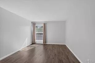 585 Coeur de Royale Dr, Creve Coeur, MO 63141 - Photo 25