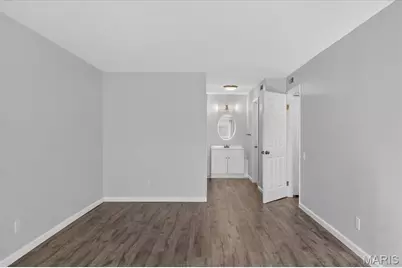 585 Coeur De Royale Drive #201, Creve Coeur, MO 63141 - Photo 25