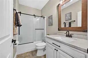 524 Stonewolf Creek Dr, Wentzville, MO 63385 - Photo 15
