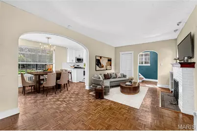 7614 Delmar Boulevard, University City, MO 63130 - Photo 9
