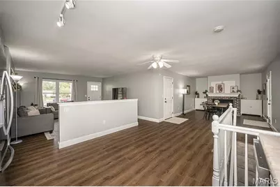 33 W Garden Walk Drive, Saint Peters, MO 63376 - Photo 9