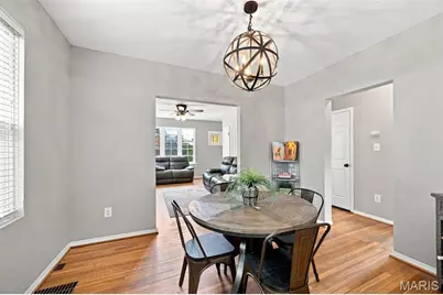 8748 Pine Avenue, Saint Louis, MO 63144 - Photo 9