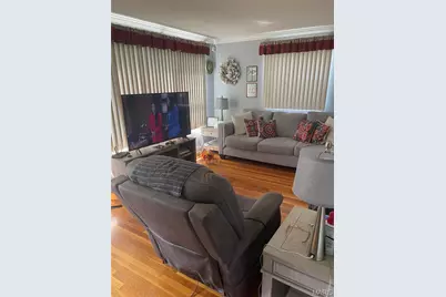 611 Marshfield Drive, Saint Louis, MO 63137 - Photo 3