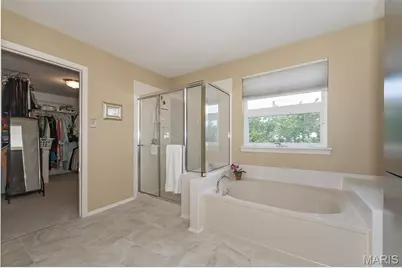 204 Hillsboro Court, O'Fallon, MO 63368 - Photo 25