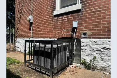 7607 Vermont Avenue, Saint Louis, MO 63111 - Photo 19