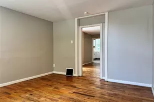 7607 Vermont Ave, Saint Louis, MO 63111 - Photo 3