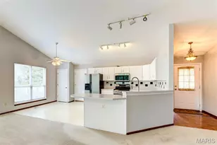 820 Fall Crown Ln, Fenton, MO 63026 - Photo 5