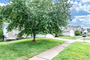 820 Fall Crown Ln, Fenton, MO 63026 - Photo 45