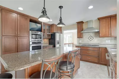 2508 Peppermill Lake Court, Chesterfield, MO 63005 - Photo 7