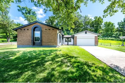 11488 Prentice Drive, Florissant, MO 63033 - Photo 1