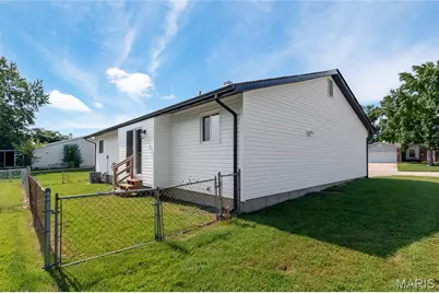 1356 Boardwalk Avenue, Florissant, MO 63031 - Photo 33