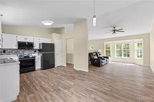 907 Guenzler Dr, Imperial, MO 63052 - Photo 7