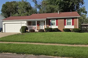1095 Thompson Dr, Florissant, MO 63031 - Photo 1