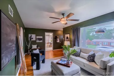 9337 Radio Drive, Affton, MO 63123 - Photo 5