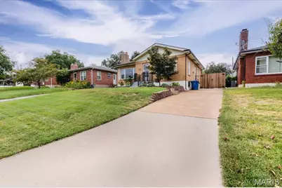 9337 Radio Drive, Affton, MO 63123 - Photo 3