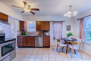 9337 Radio Dr, Affton, MO 63123 - Photo 9