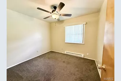 7601 Hazelcrest Drive #E, Hazelwood, MO 63042 - Photo 17