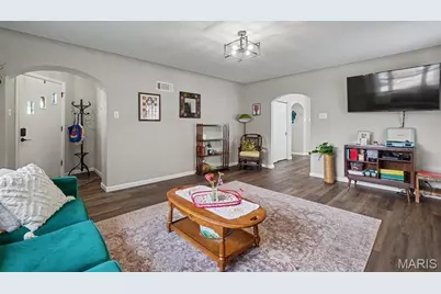 5829 Oleatha Avenue, Saint Louis, MO 63139 - Photo 5