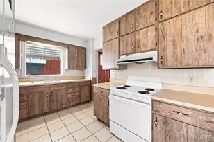 413 W 9th St, Hermann, MO 65041 - Photo 9