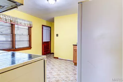 8746 North Avenue, Saint Louis, MO 63114 - Photo 11