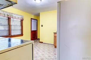 8746 North Ave, Saint Louis, MO 63114 - Photo 11