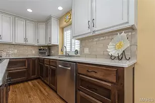 756 Heatherstone Dr, High Ridge, MO 63049 - Photo 23