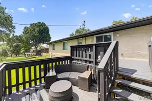 13990 Le Sabre Dr, Florissant, MO 63034 - Photo 5