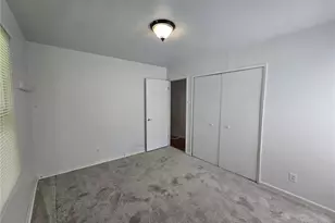 10642 Dunkeld Cir, Saint Louis, MO 63137 - Photo 9