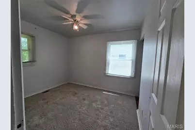 10642 Dunkeld Circle, Saint Louis, MO 63137 - Photo 11