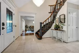 332 Ladue Lake Dr, Creve Coeur, MO 63141 - Photo 5