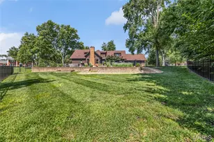 332 Ladue Lake Dr, Creve Coeur, MO 63141 - Photo 67
