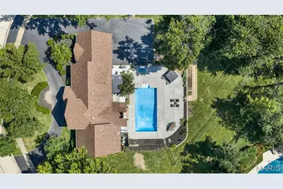 332 Ladue Lake Drive, Creve Coeur, MO 63141 - Photo 69