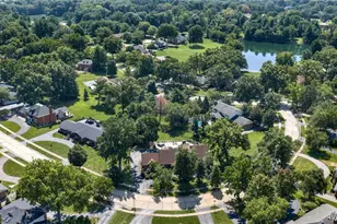 332 Ladue Lake Dr, Creve Coeur, MO 63141 - Photo 73