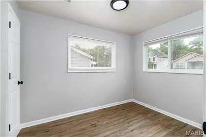 10348 Earl Drive, Saint Louis, MO 63136 - Photo 7
