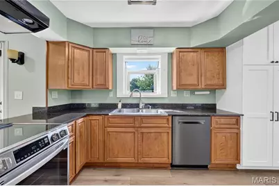 4 W Cheshire Drive, Saint Charles, MO 63303 - Photo 41