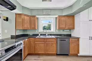 4 W Cheshire Dr, Saint Charles, MO 63303 - Photo 41